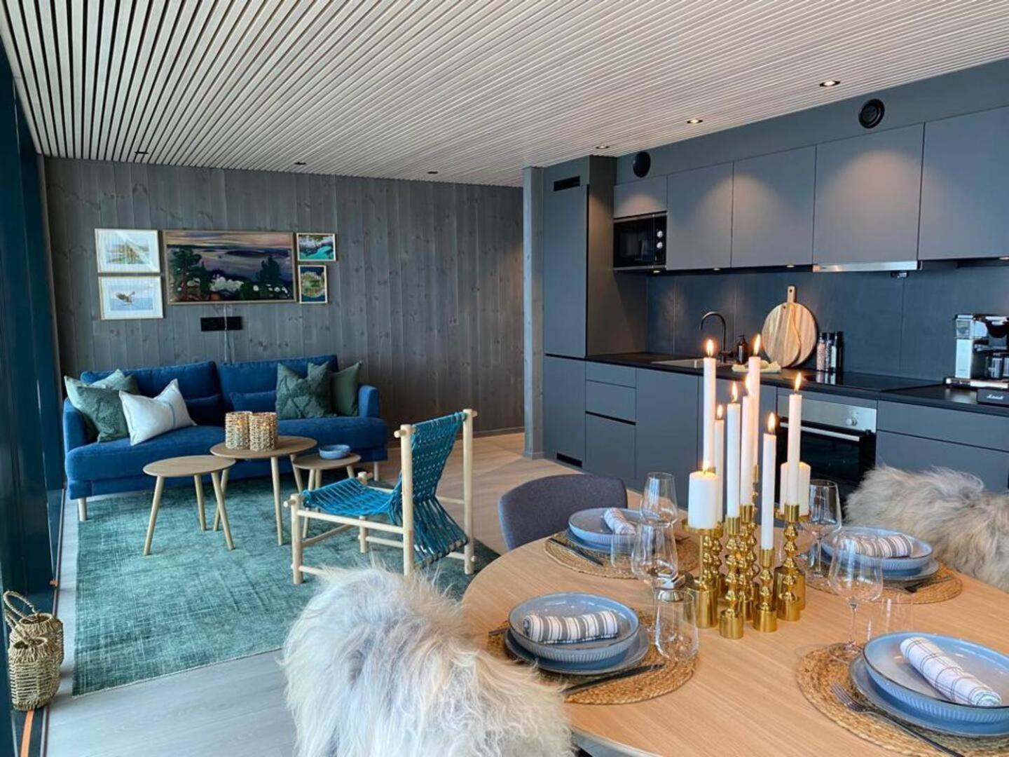 Waterfront Apartment With Panoramic Sea View Henningsvær Eksteriør bilde